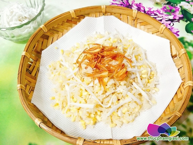 Làm xôi đậu xanh cốt dừa thơm lừng cho bữa sáng ngon miệng