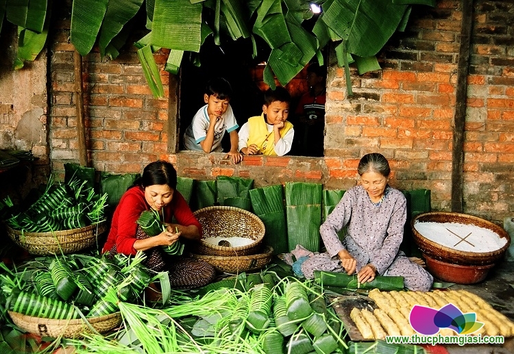 Ngày Tết có những phong tục gì?