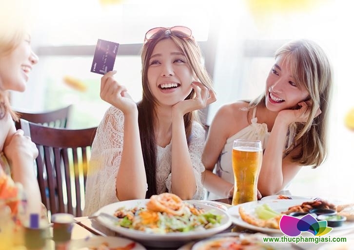 Thói quen xấu khi ăn uống vô cùng nguy hiểm cho sức khỏe